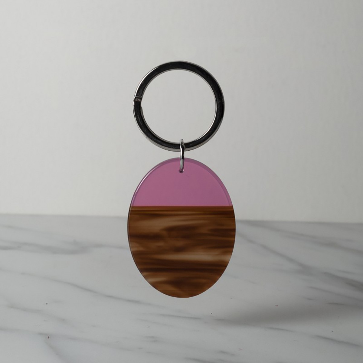 RETROUVE-MOI LARGE - Keyring in acetate handcrafted by Hervé Domar workshop