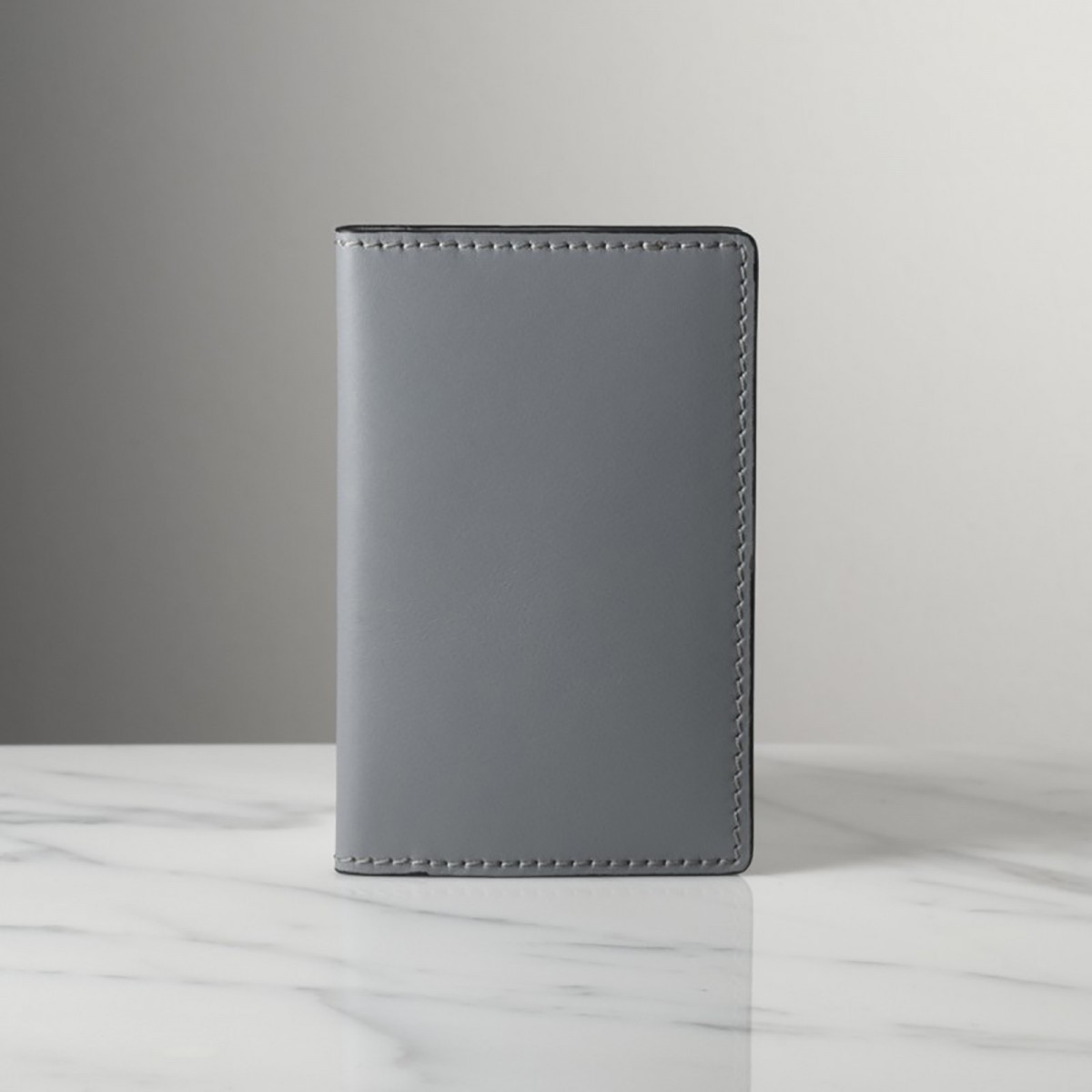 LORENZO - Handcrafted leather card holder made in Italy
