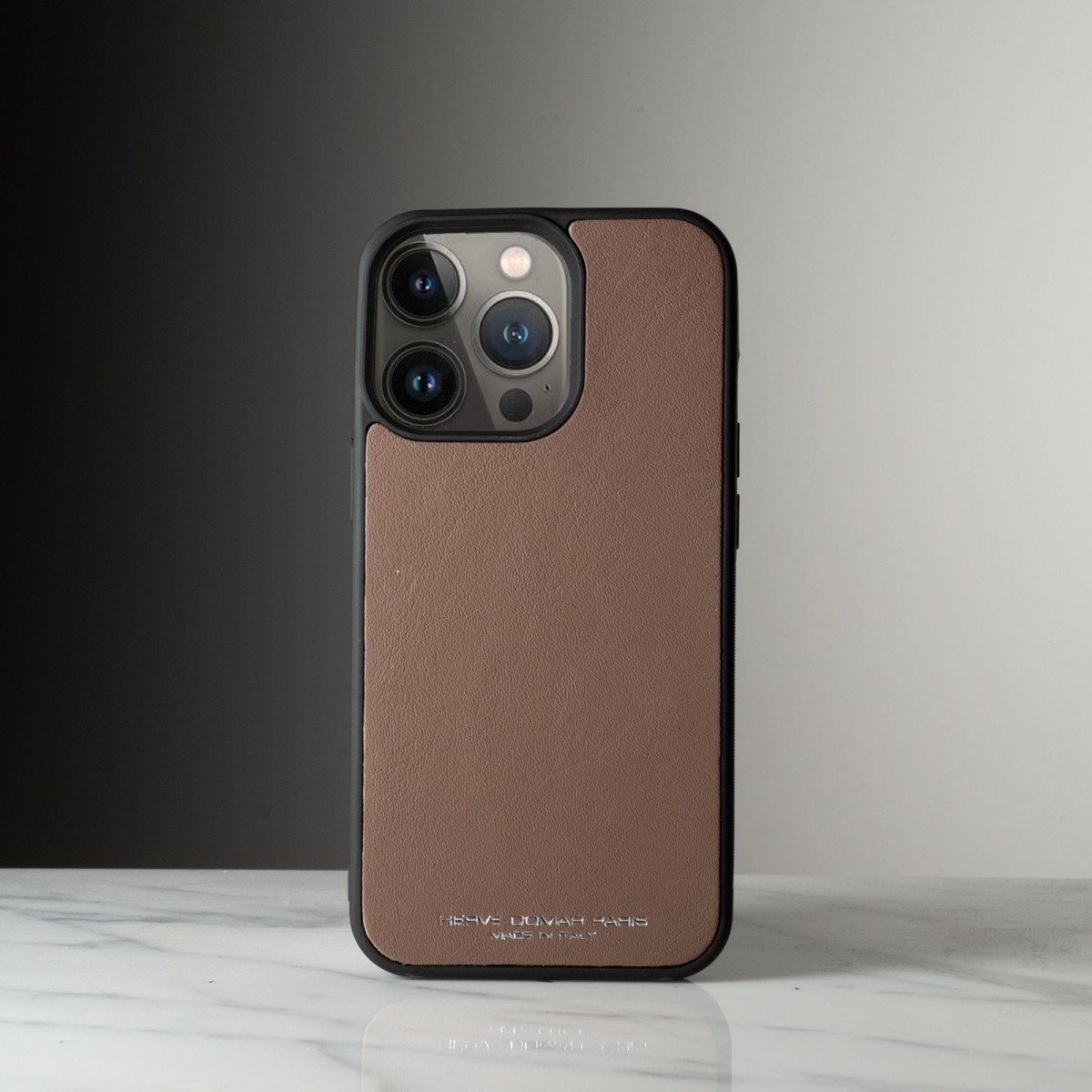 IPHONE 13 PRO CASE - Handcrafted leather iPhone case made in Italy