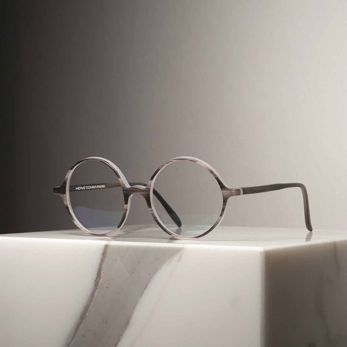 0100 - Glasses in acetate handmade in France