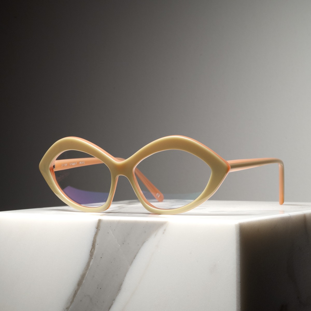 0125 - Glasses in acetate handmade in France