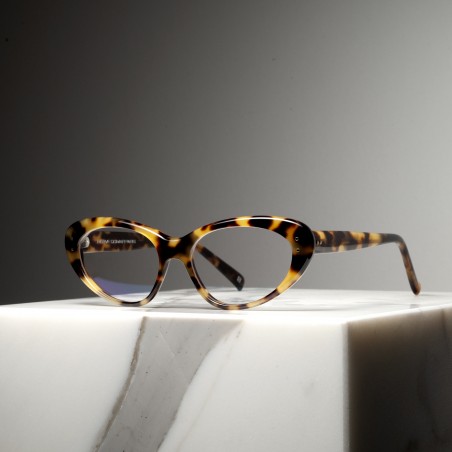 0136 - Glasses in acetate handmade in France