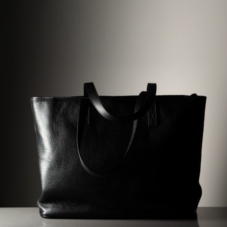 PETRA - Bull leather bag, handmade in Italy