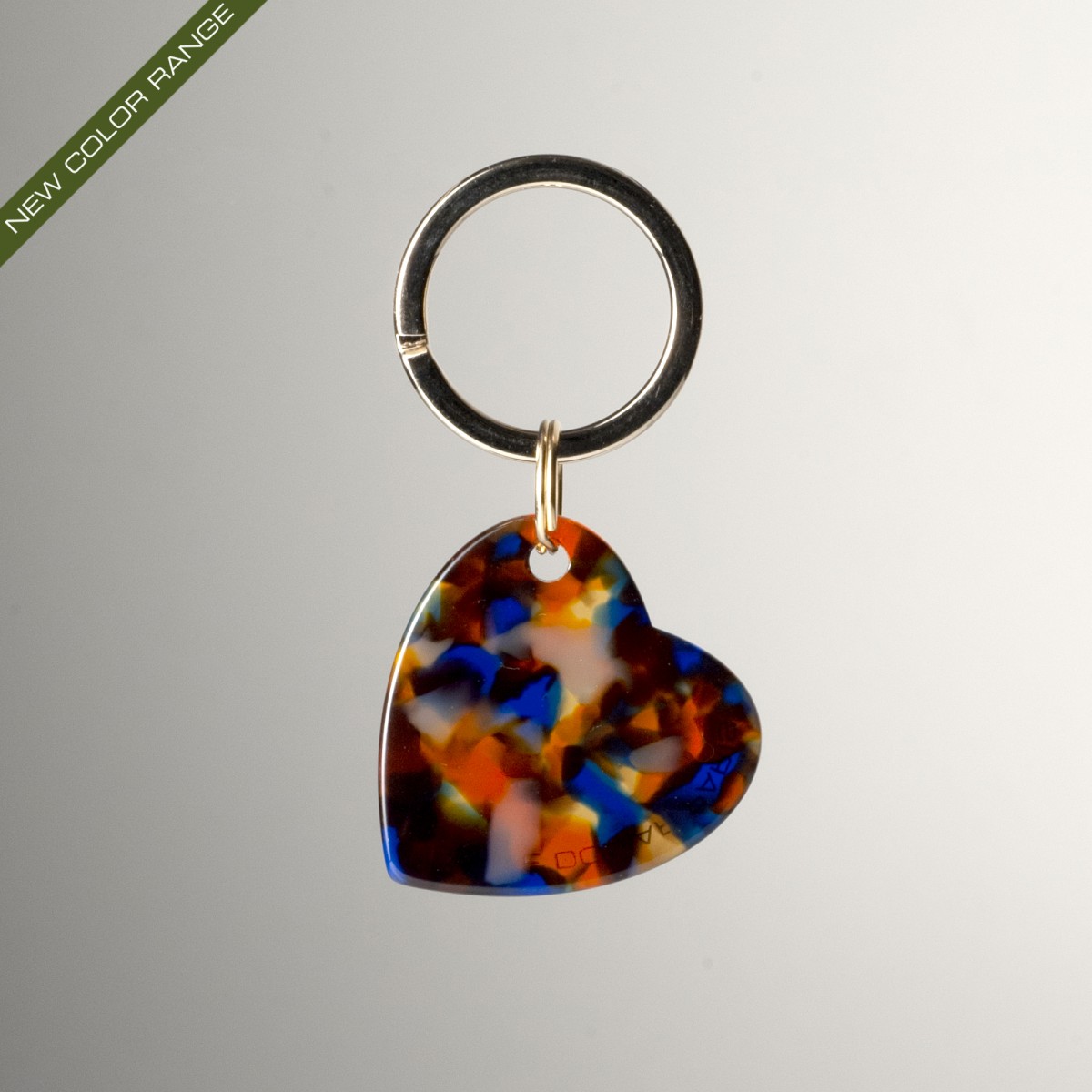 AMOUR - Keyring in acetate handcrafted by Hervé Domar workshop