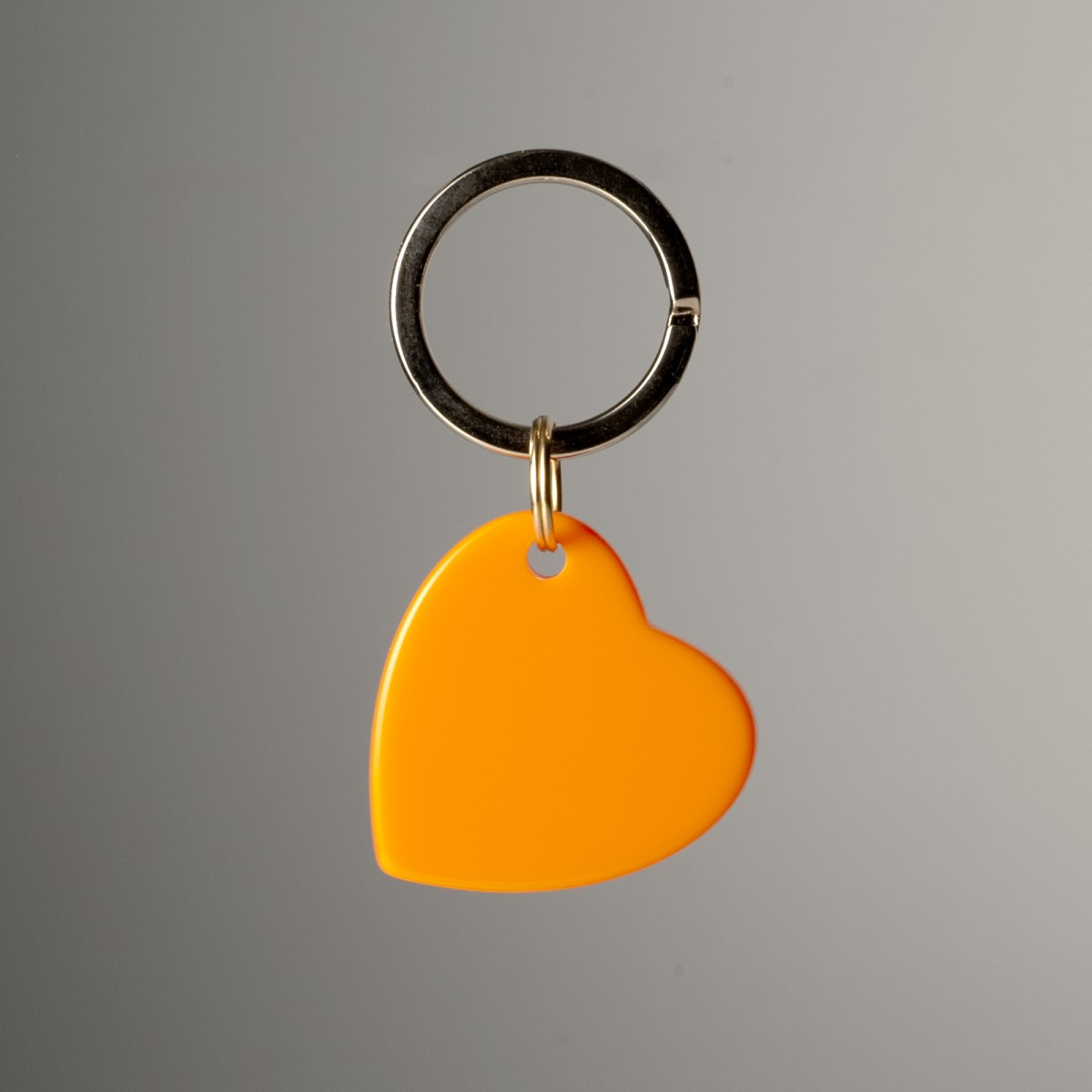 AMOUR - Keyring in acetate handcrafted by Hervé Domar workshop
