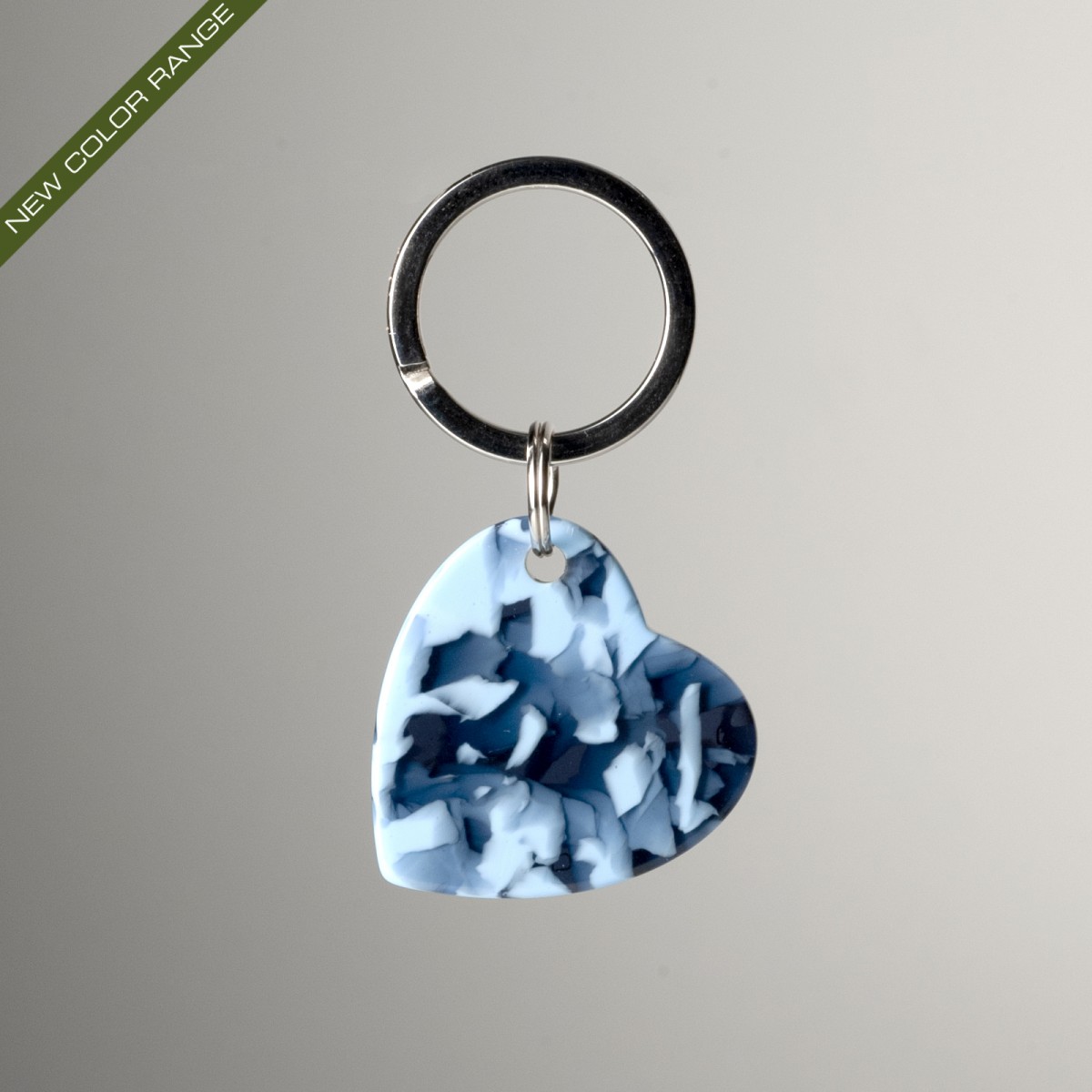 AMOUR - Keyring in acetate handcrafted by Hervé Domar workshop