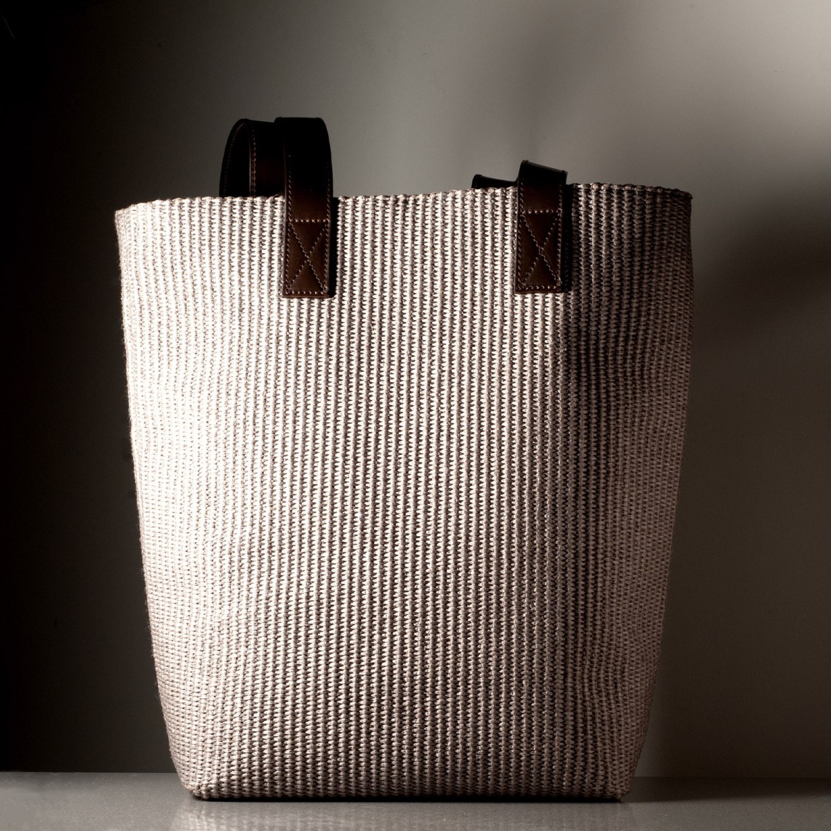 LIBERTA RAFFIA - Bull leather / raffia totebag, handmade in Italy