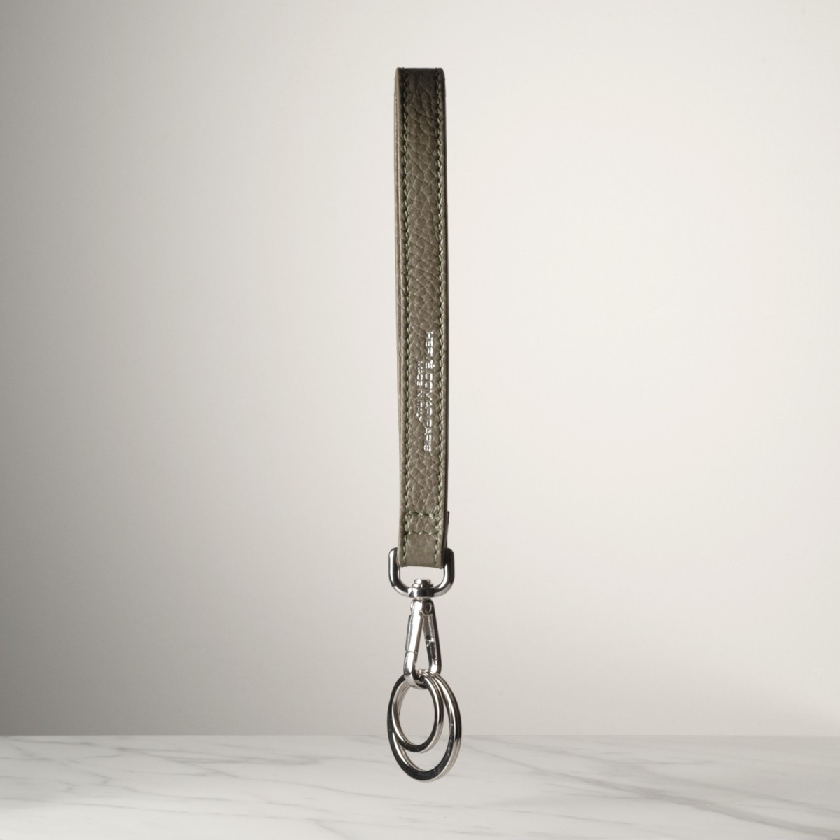 DRAGONNE - Keyring in leather handcrafted in Italy