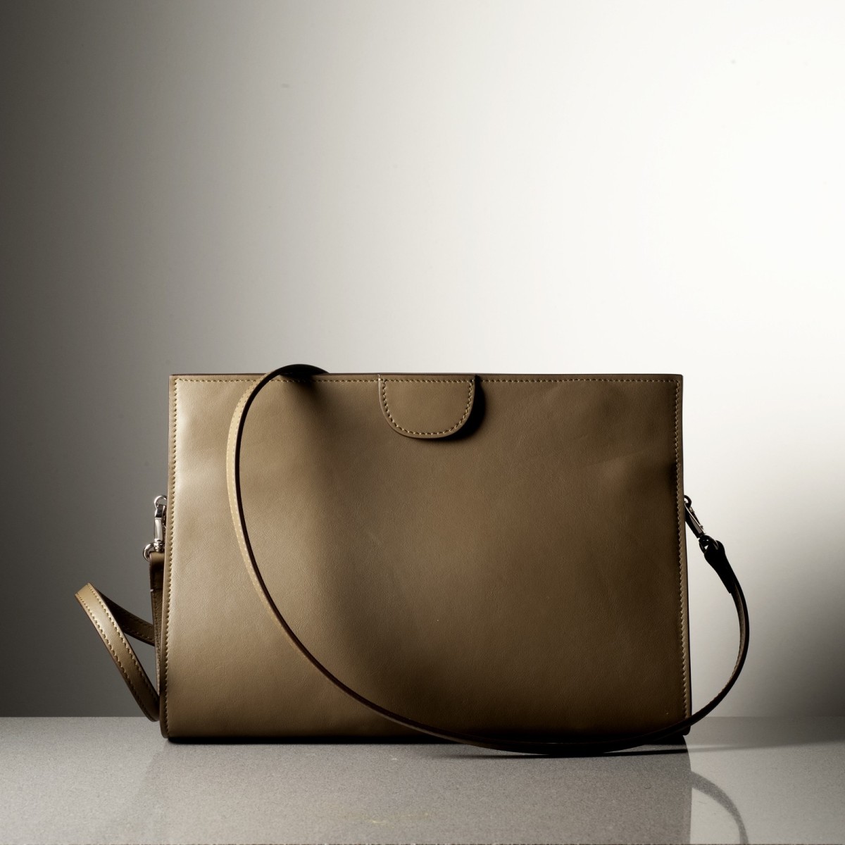 BARBARA CUIR - Sac en cuir de veau fabriqué à la main en Italie