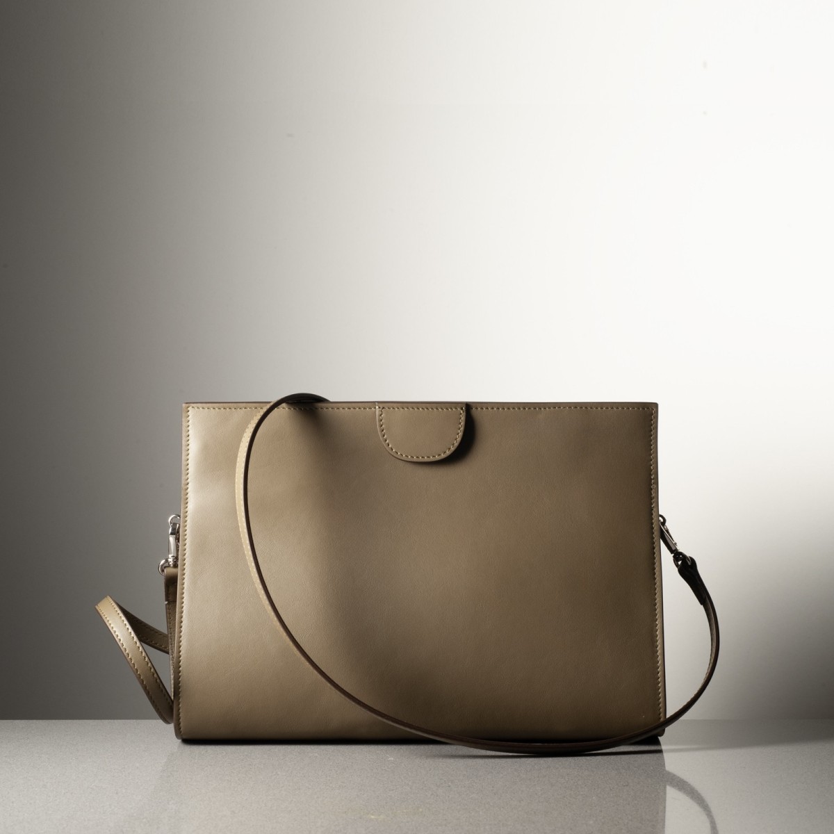 BARBARA CUIR - Sac en cuir de veau fabriqué à la main en Italie