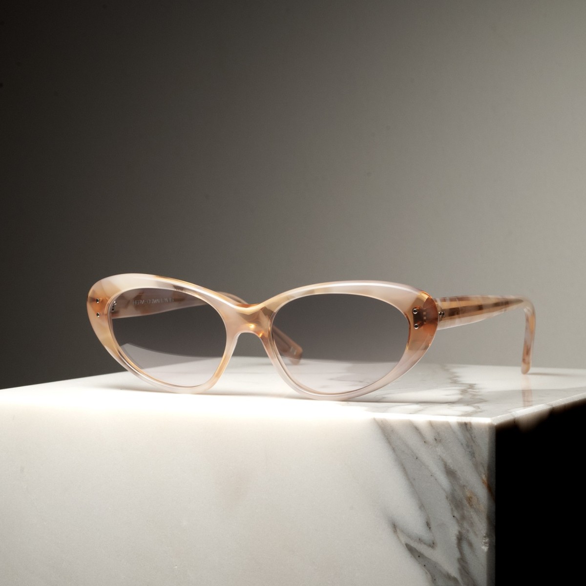 0136 - Glasses in acetate handmade in France